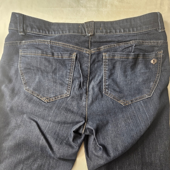 Democracy Jeans Absolution Skinny Women’s 14 Dark Wash - Picture 9 of 12